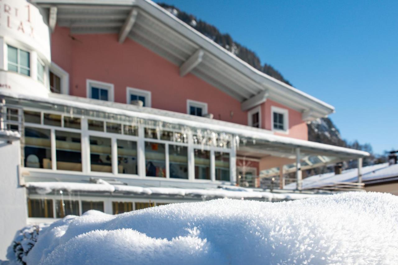 Apart Relax Langenfeld Exterior photo